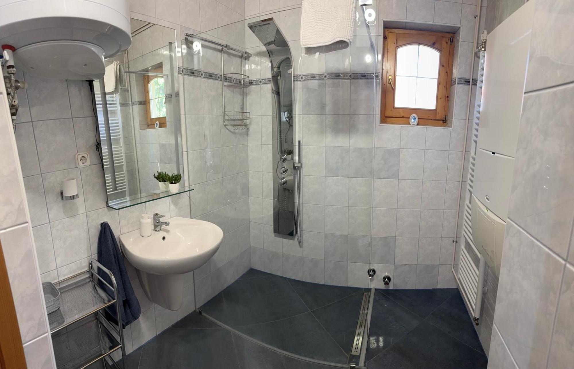 Vica Apartman Balatonberény Exterior foto